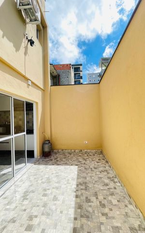 Casa para alugar com 150m², 3 quartos e 2 vagas Casa para alugar com 150m², 3 quartos e 2 vagasQuintal