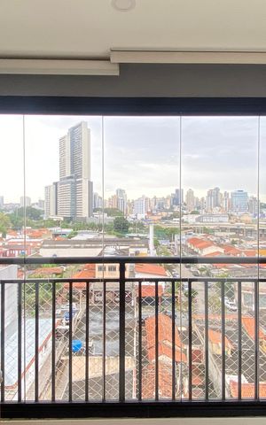 Apartamento à venda com 47m², 2 quartos e 1 vaga Apartamento à venda com 47m², 2 quartos e 1 vagaSala - Varanda