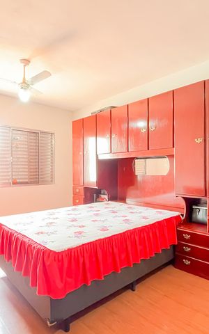 Casa à venda com 199m², 3 quartos e 1 vaga Casa à venda com 199m², 3 quartos e 1 vagaSuíte