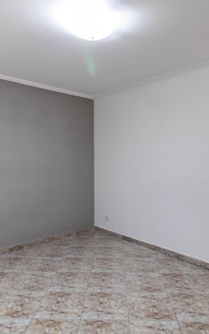 Casa para alugar com 250m², 4 quartos e 2 vagasSala
