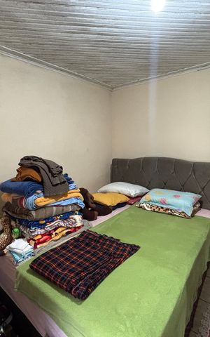 Casa à venda com 98m², 5 quartos e 3 vagas Casa à venda com 98m², 5 quartos e 3 vagasQuarto 3