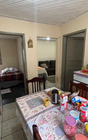 Casa à venda com 98m², 5 quartos e 3 vagas Casa à venda com 98m², 5 quartos e 3 vagasCozinha