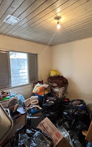 Casa à venda com 98m², 5 quartos e 3 vagas Casa à venda com 98m², 5 quartos e 3 vagasQuarto 2