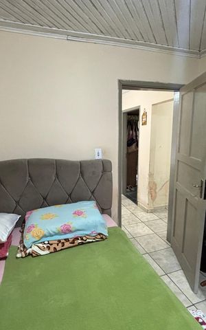 Casa à venda com 98m², 5 quartos e 3 vagas Casa à venda com 98m², 5 quartos e 3 vagasQuarto 3