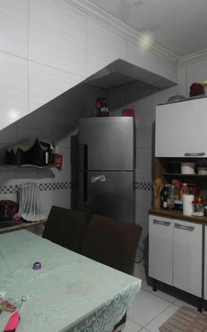 Casa à venda com 96m², 5 quartos e 5 vagas