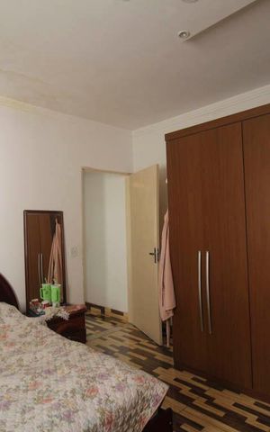 Casa à venda com 96m², 5 quartos e 5 vagas