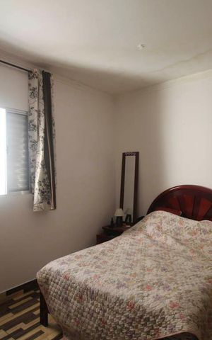 Casa à venda com 96m², 5 quartos e 5 vagas