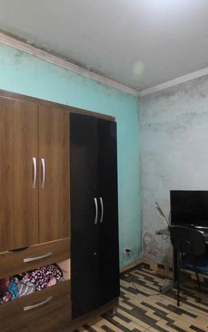 Casa à venda com 96m², 5 quartos e 5 vagas