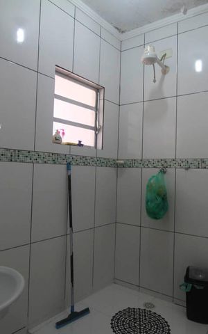 Casa à venda com 96m², 5 quartos e 5 vagas