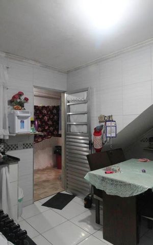 Casa à venda com 96m², 5 quartos e 5 vagas