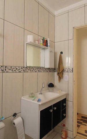 Casa à venda com 96m², 5 quartos e 5 vagas