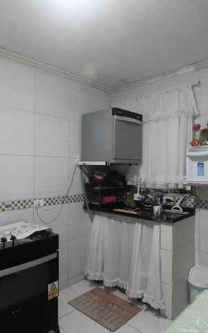 Casa à venda com 96m², 5 quartos e 5 vagas