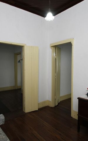 Casa à venda com 236m², 2 quartos e 1 vagaQuarto 1