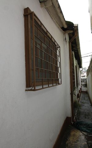 Casa à venda com 236m², 2 quartos e 1 vagaÁrea externa