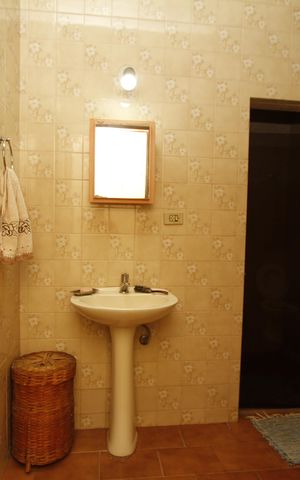 Casa à venda com 480m², 3 quartos e 2 vagasBanheiro 2