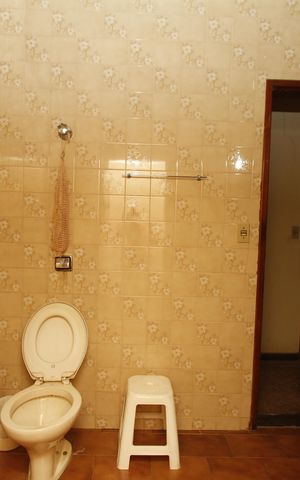 Casa à venda com 480m², 3 quartos e 2 vagasBanheiro 2