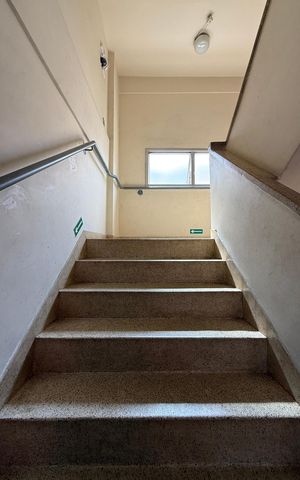 Apartamento para alugar com 52m², 2 quartos e 1 vagaEscada 