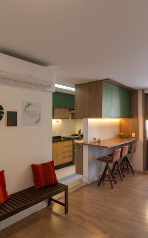 Apartamento à venda com 106m², 3 quartos e 2 vagas Apartamento à venda com 106m², 3 quartos e 2 vagasSalas