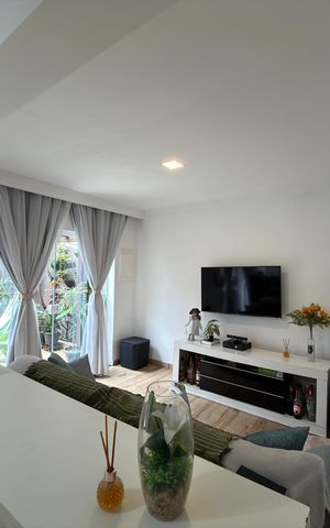 Casa à venda com 175m², 4 quartos e 2 vagas Casa à venda com 175m², 4 quartos e 2 vagasSala/Cozinha