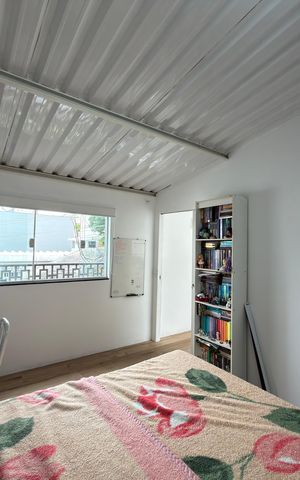 Casa à venda com 175m², 4 quartos e 2 vagas Casa à venda com 175m², 4 quartos e 2 vagasQuarto 4