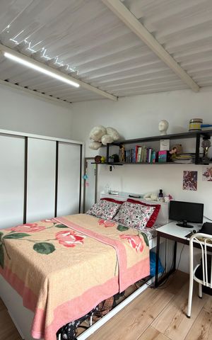 Casa à venda com 175m², 4 quartos e 2 vagas Casa à venda com 175m², 4 quartos e 2 vagasQuarto 4