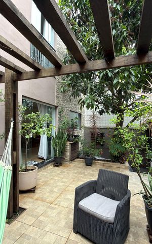 Casa à venda com 175m², 4 quartos e 2 vagas Casa à venda com 175m², 4 quartos e 2 vagasQuintal