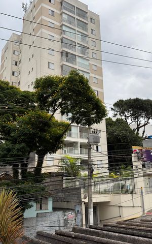 Casa à venda com 175m², 4 quartos e 2 vagas Casa à venda com 175m², 4 quartos e 2 vagasQuarto 1 - Suíte Vista