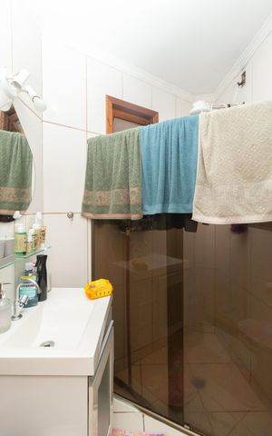 Casa à venda com 290m², 4 quartos e 4 vagas Casa à venda com 290m², 4 quartos e 4 vagascasa 2
