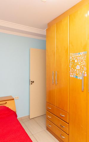 Casa à venda com 290m², 4 quartos e 4 vagas Casa à venda com 290m², 4 quartos e 4 vagasQuarto 2