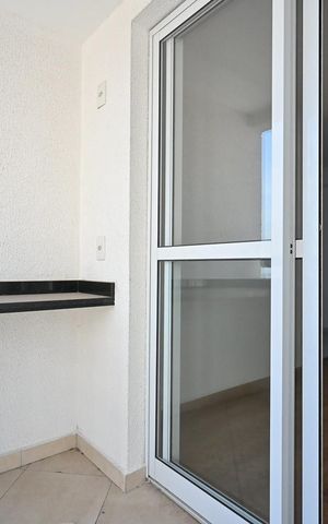 Apartamento para alugar com 47m², 2 quartos e 1 vagaVaranda