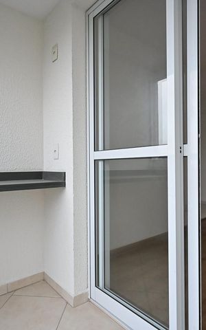 Apartamento para alugar com 47m², 2 quartos e 1 vagaVaranda