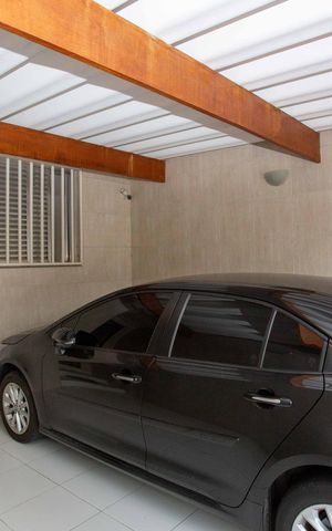 Casa à venda com 210m², 4 quartos e 2 vagasGaragem