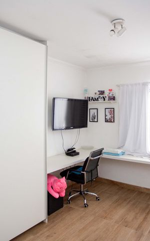 Casa à venda com 210m², 4 quartos e 2 vagasQuarto 2 Casa 1