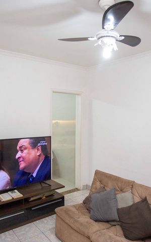 Casa à venda com 210m², 4 quartos e 2 vagasSala Casa 1