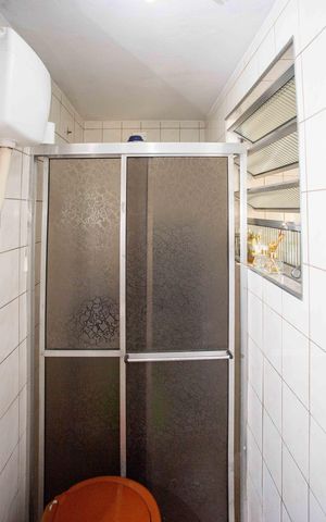Casa à venda com 210m², 4 quartos e 2 vagasBanheiro Casa 2