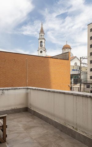 Apartamento à venda com 83m², 3 quartos e 1 vagaSacada