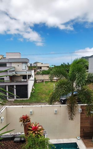 Casa de condomínio à venda com 260m², 4 quartos e 2 vagas