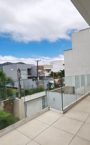 Casa de condomínio à venda com 260m², 4 quartos e 2 vagas