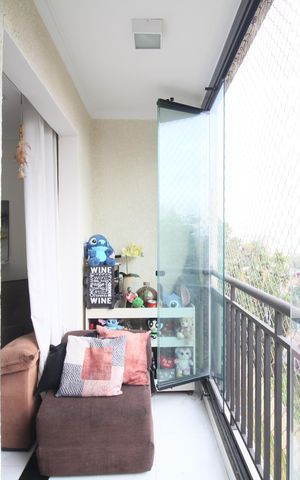 Apartamento à venda com 64m², 2 quartos e 1 vagaVaranda