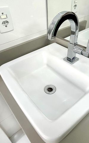 Apartamento para alugar com 58m², 2 quartos e sem vaga Apartamento para alugar com 58m², 2 quartos e sem vagaBanheiro da Suíte 1