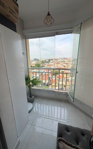 Apartamento à venda com 50m², 2 quartos e 1 vaga Apartamento à venda com 50m², 2 quartos e 1 vagaVaranda