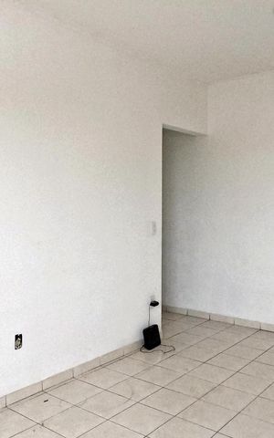 Apartamento para alugar com 70m², 1 quarto e 1 vagaSala