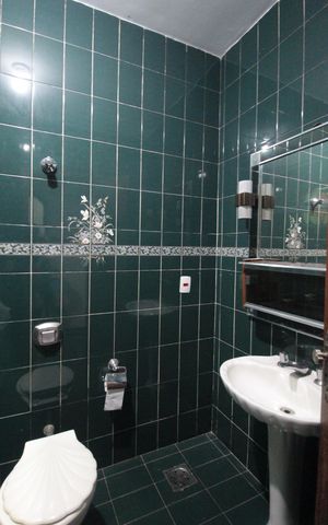 Casa para alugar com 350m², 4 quartos e 2 vagasBanheiro Social 1