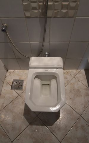 Casa para alugar com 350m², 4 quartos e 2 vagasBanheiro da Suite