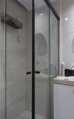 Apartamento à venda com 77m², 3 quartos e 1 vagaBanheiro da suíte 1