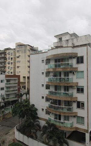 Apartamento à venda com 77m², 3 quartos e 1 vagaSala - Varanda