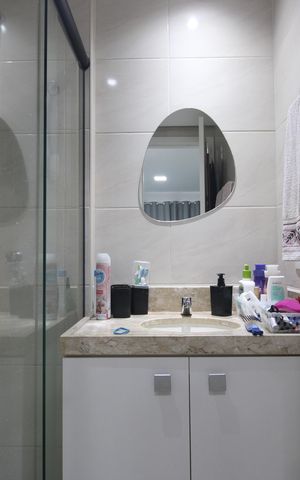 Apartamento à venda com 77m², 3 quartos e 1 vagaBanheiro da suíte 1