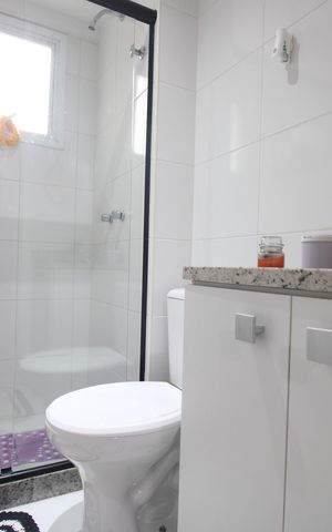 Apartamento à venda com 77m², 3 quartos e 1 vagaBanheiro canadense das suíte 2 e 3