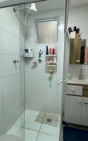 Apartamento à venda com 56m², 2 quartos e 1 vaga Apartamento à venda com 56m², 2 quartos e 1 vagaBanheiro