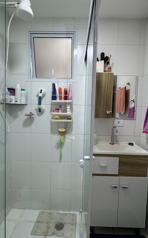 Apartamento à venda com 56m², 2 quartos e 1 vaga Apartamento à venda com 56m², 2 quartos e 1 vagaBanheiro